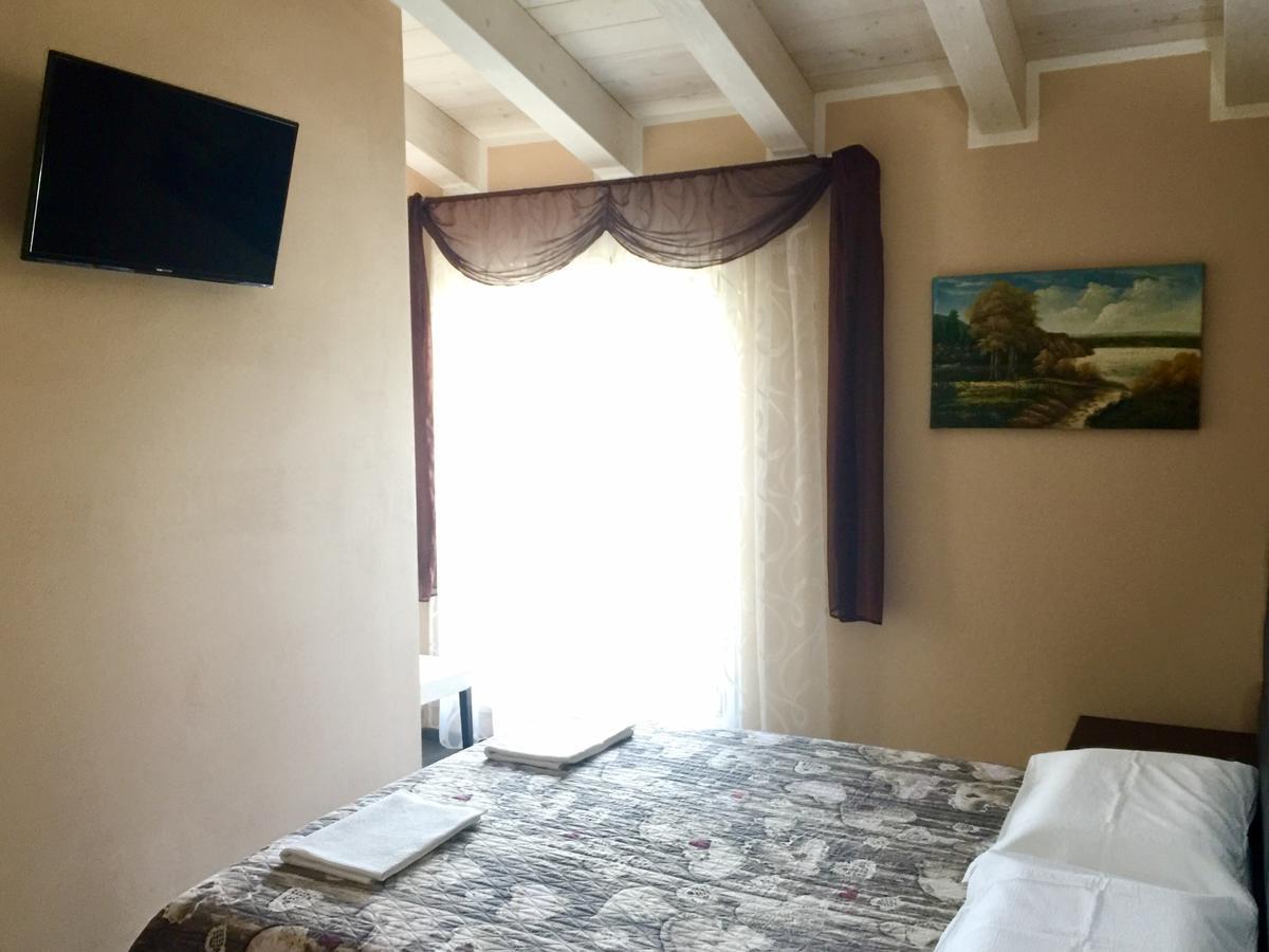 Bed and Breakfast Bba2Passi Марина-ді-Масса Екстер'єр фото